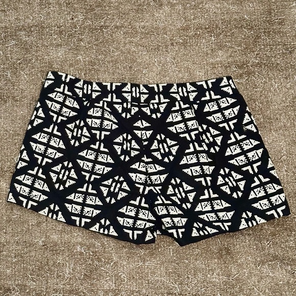 Lucky Brand - “Ornella” Linen Blend Boho Southwestern Textured Shorts - Picture 2 of 4